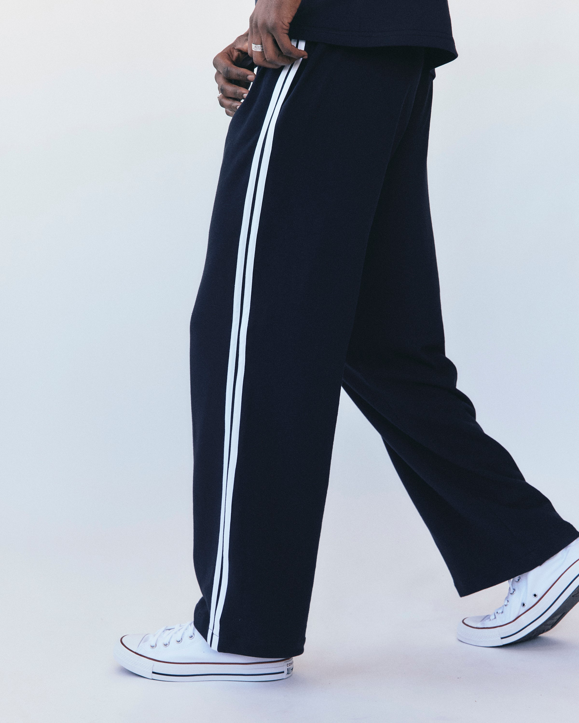 THE TRACK PANT