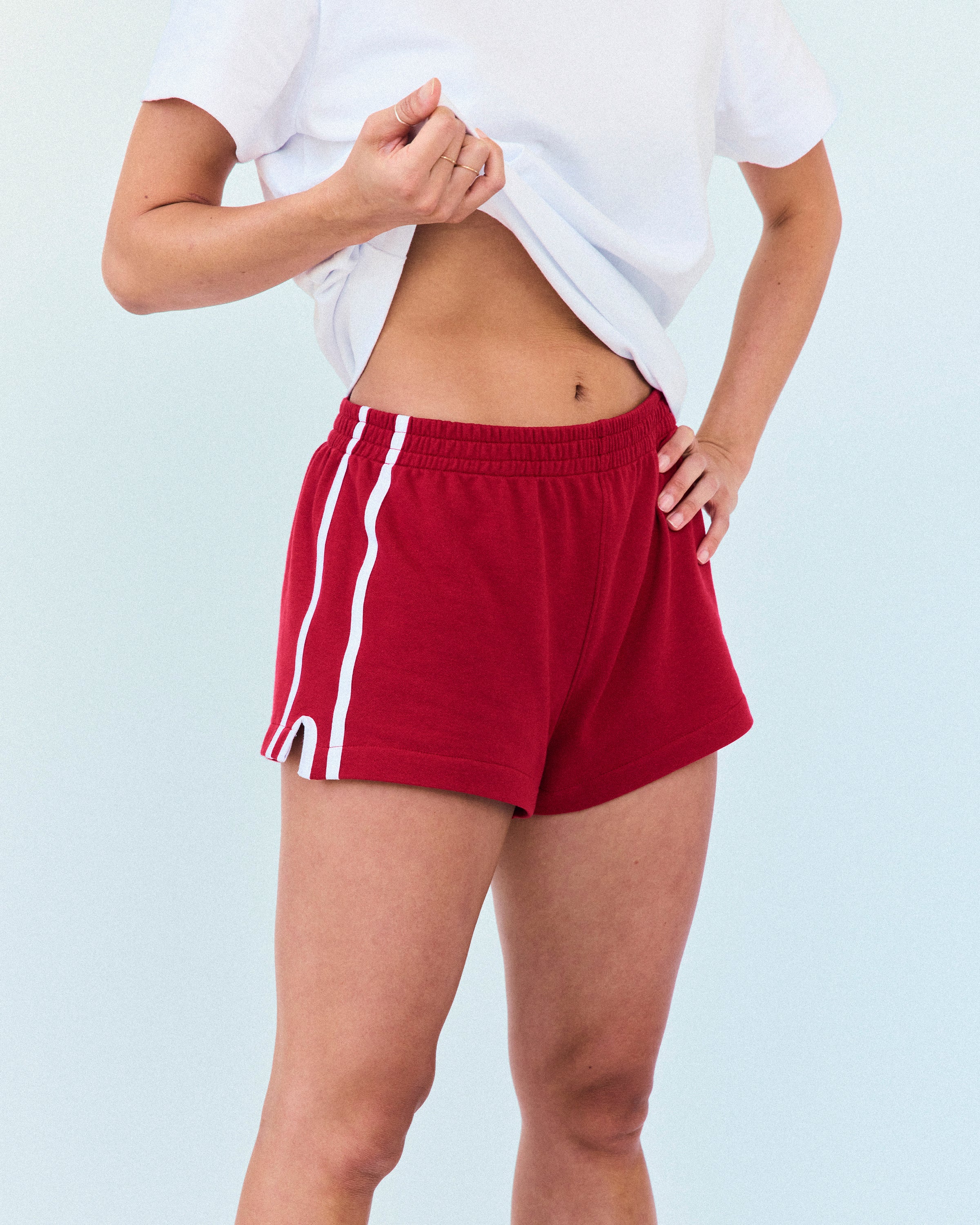 THE RED SHORT SHORT