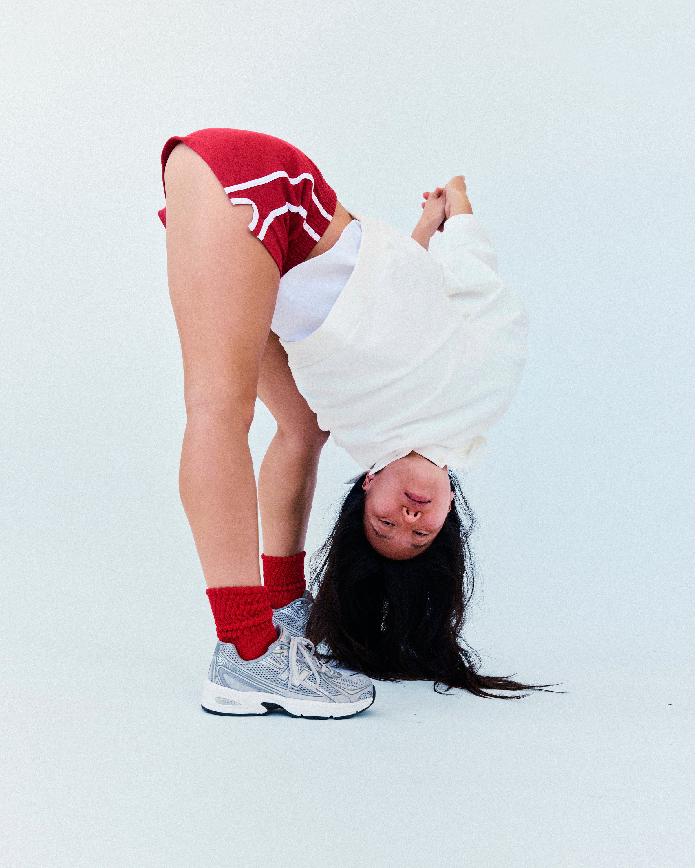 THE RED SHORT SHORT