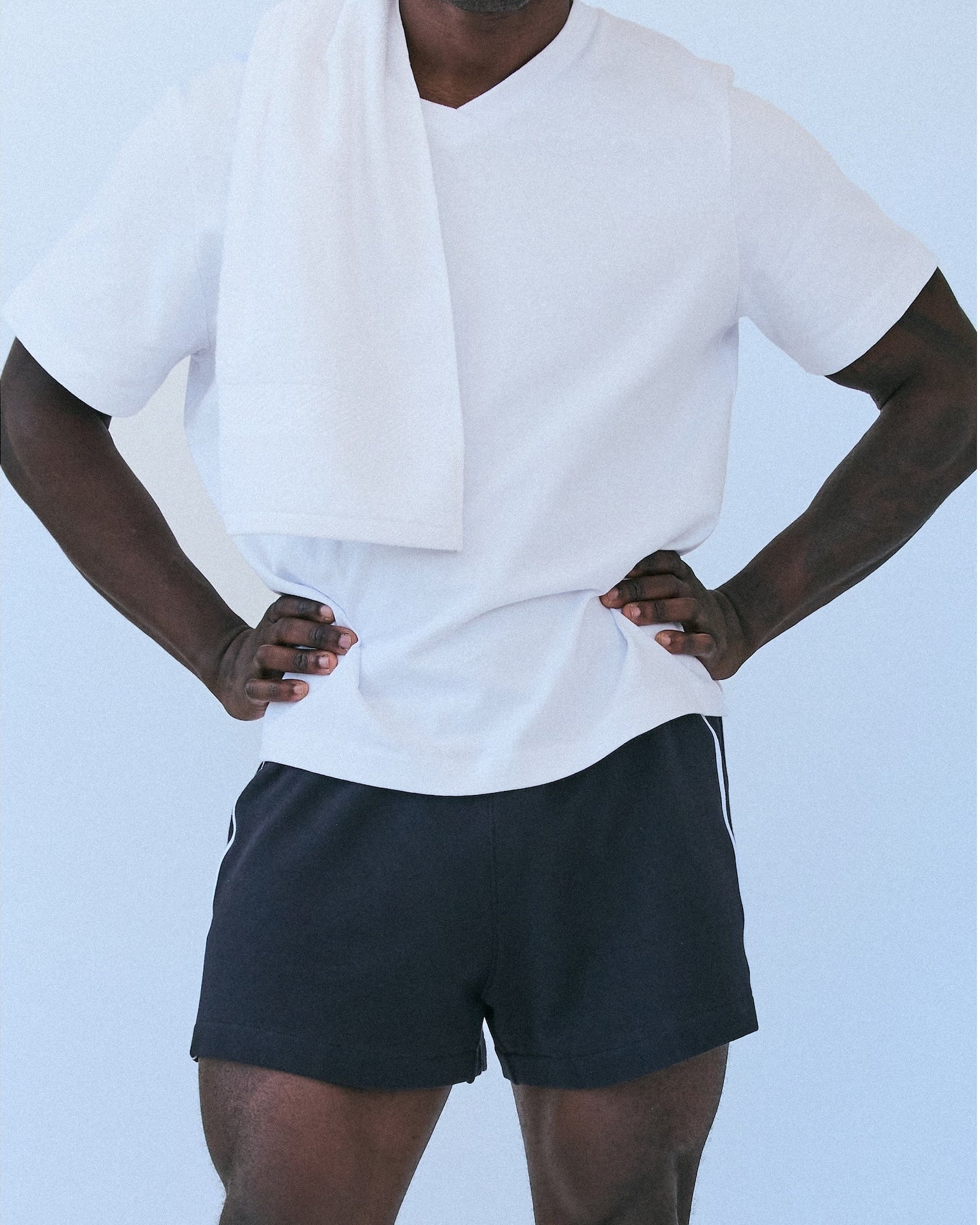 THE WHITE V-NECK TEE